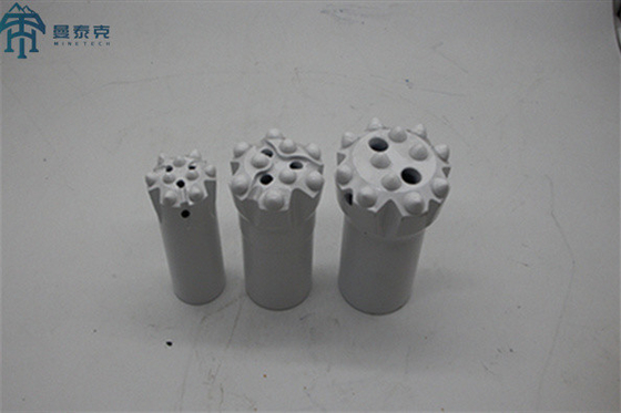 白色 64mm T38 スレッド ボタン 掘削 ビット ベンチ と 生産 掘削