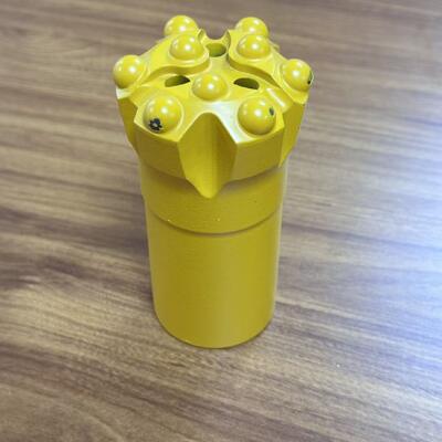 高品質の38mm R28スレッドボタンビット 鉱山とトンネル工学